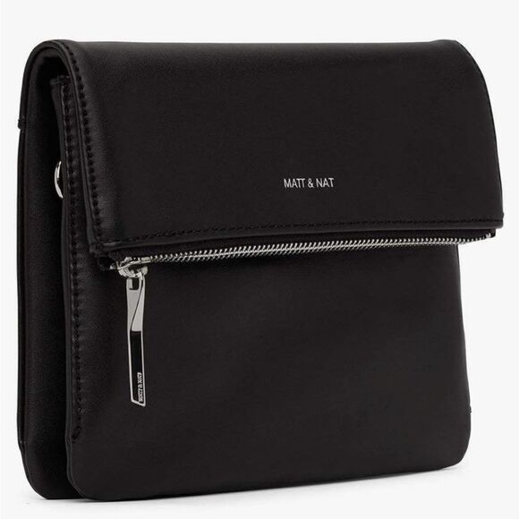 Matt & Nat Vegan Leather Black Crossbody.  Zippered pockets/magnetic closure - Picture 1 of 9